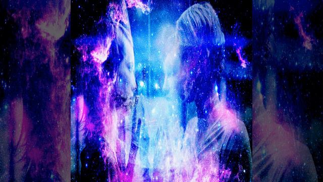 Light Ciberspace смотреть онлайн