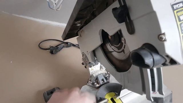 Самая "лучшая" торцовка. Обзор торцовки RYOBI смотреть онлайн