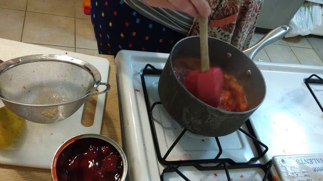 Eek! Last Minute Strawberry Rhubarb Hibiscus Pie | Bake With Me! | Minivlog | DietingChef Vlogs