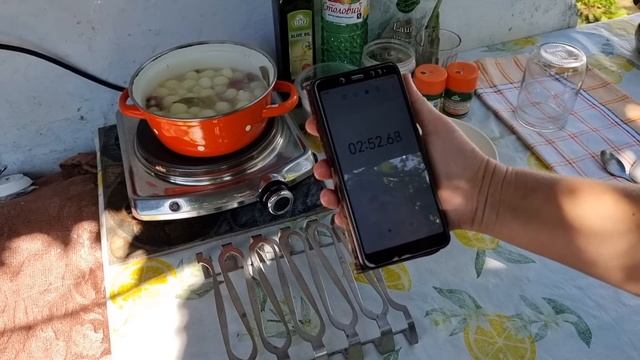 ПОКОРИЛ ВСЕХ! САМЫЙ ВКУСНЫЙ ЛУК НА ЗИМУ! Маринованный и хрустящий) Без стерилизации и заморочек! смотреть онлайн