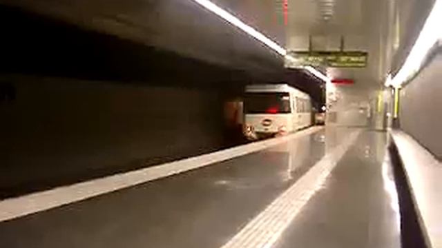 Испания, Барселона. Метро. смотреть онлайн