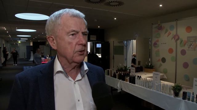 AKKC Ernst Trillingsgaard Søndag смотреть онлайн