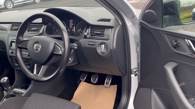 2016 SKODA RAPID 1.2 SPORT смотреть онлайн