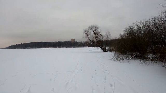 Небольшая экскурсия по второму Малиновому острово на озере Сенеж.14 декабря 2020 года. смотреть онлайн