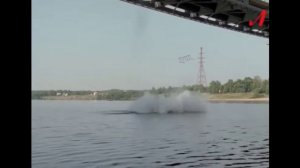 Не послать ли нам... Гонца? (1998) car crash scene