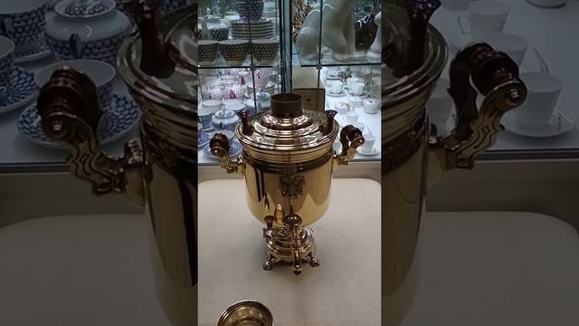 Угольный самовар на дровах с гербом России смотреть онлайн