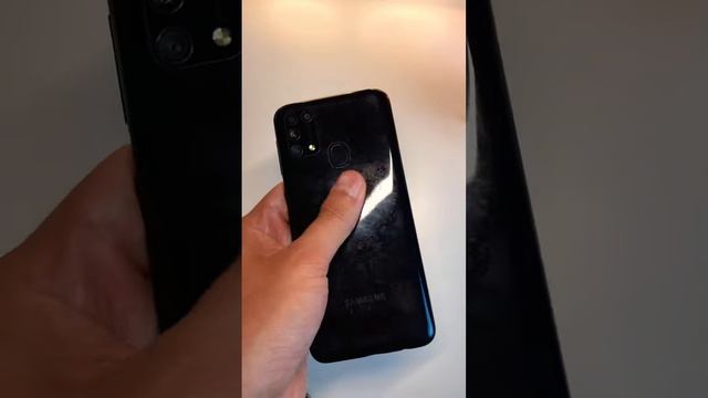 Чехол убийца смартфона! Осторожно! смотреть онлайн