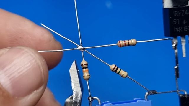 How to Make a Sound Sensitive Bulb (12 Volt ) Circuit смотреть онлайн
