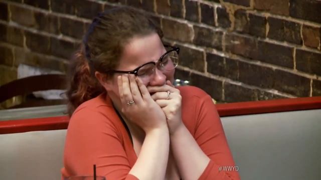 А что бы вы сделали? Матери не хватает денег в день рождения ребенка. смотреть онлайн