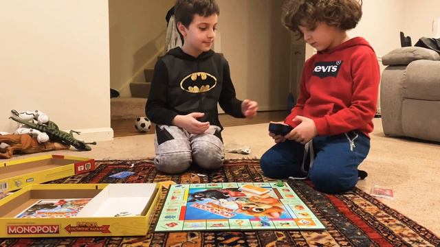 Naeem and Omar Monopoly Junior Review смотреть онлайн