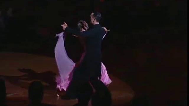 William Pino & Alessandra Bucciarelli Waltz.wmv смотреть онлайн