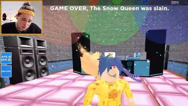 КАК УБЕЖАТЬ ОТ УБИЙЦЫ В КРАСНОМ / RED DRESS GIRL / ROBLOX смотреть онлайн