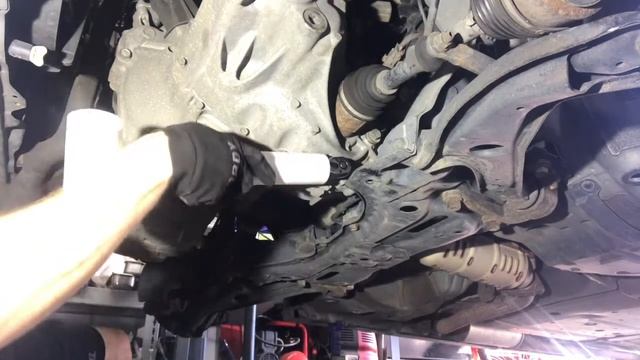 Honda Manual Transmission Fluid Change смотреть онлайн