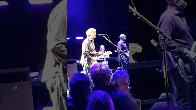 Eric Clapton - Purple Rain (part of) London 13/05/2019 смотреть онлайн