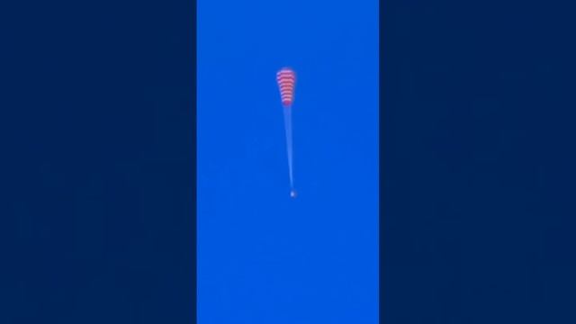 Китайский космический корабль «Шэньчжоу 16» вернулся на Землю смотреть онлайн