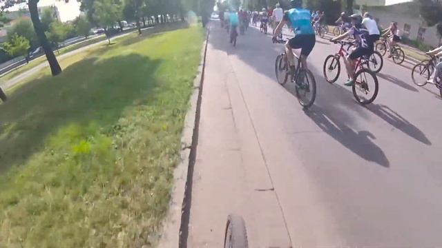VLOG: ДЕНЬ МОЛОДЕЖИ НИКОЛАЕВ, ВЕЛОПРОБЕГ, ТВЕРК, WORK OUT смотреть онлайн