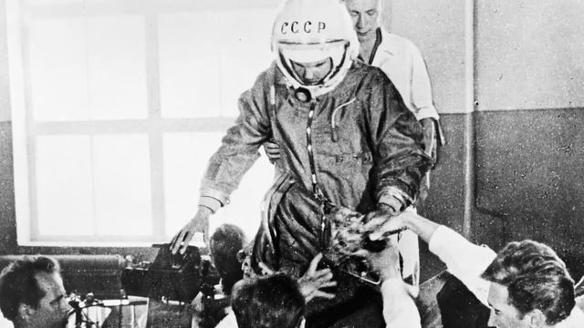 "ВЕЛИКИЕ ИМЕНА РОССИИ. Ю. А. ГАГАРИН" смотреть онлайн