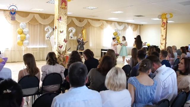 Вручение аттестатов в гимназии № 5 смотреть онлайн