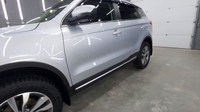 Оклейка полиуретановой пленкой Geely Atlas ?? смотреть онлайн