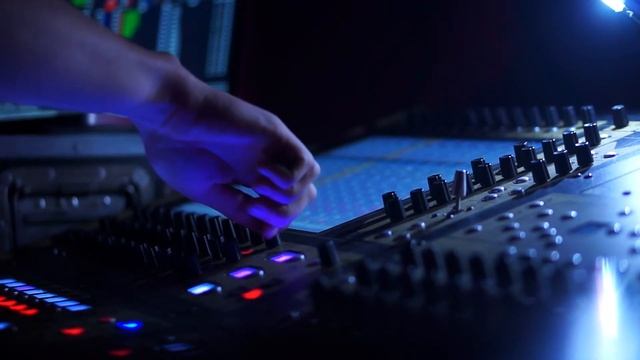 Работа с микрофоном ч.1 смотреть онлайн