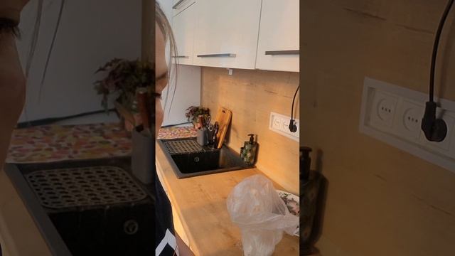 Жарю скумбрию и минтай.