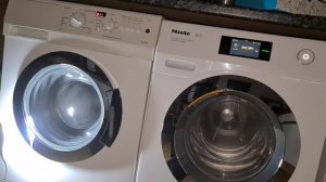 Siemens vs miele spin race