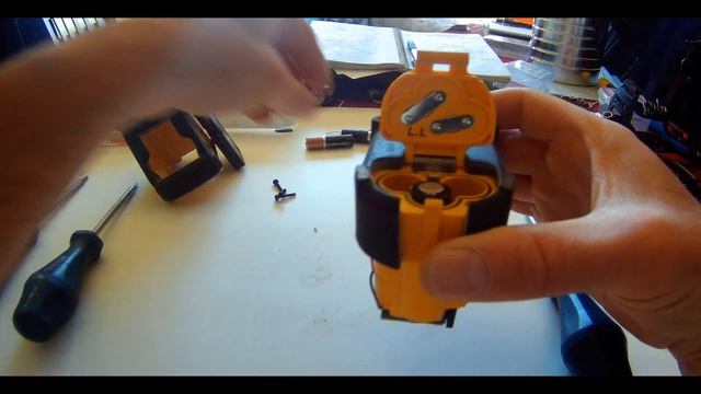 Need help fixing my Dewalt laser DW087 смотреть онлайн