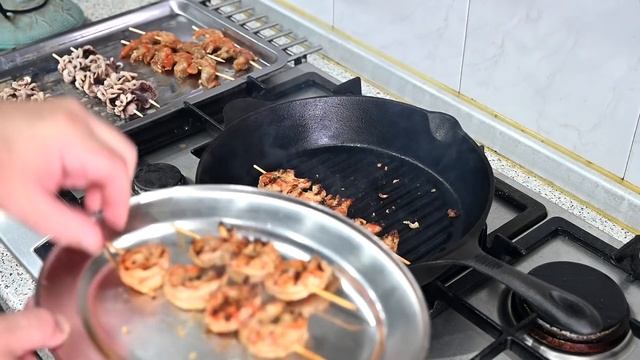 500 000 ПОДПИСЧИКОВ Празднуем! МОРЕПРОДУКТЫ на гриле! выпуск № 812 смотреть онлайн