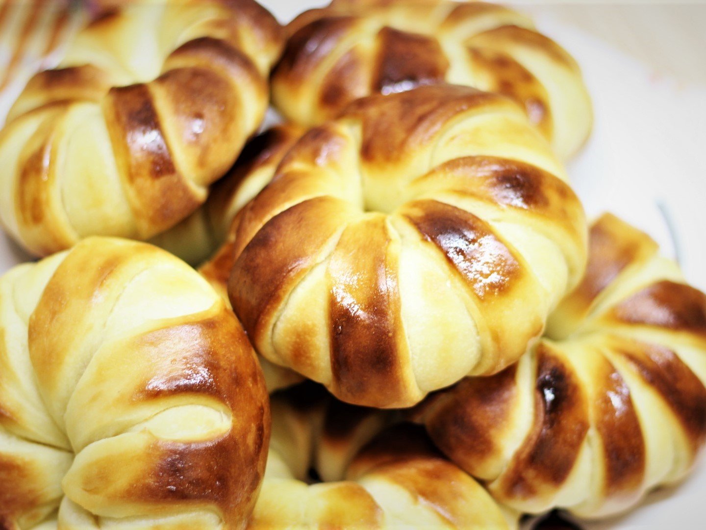 Побалуйте себя вкусными?Сдобными булочками с творогом?Приятного просмотра. смотреть онлайн