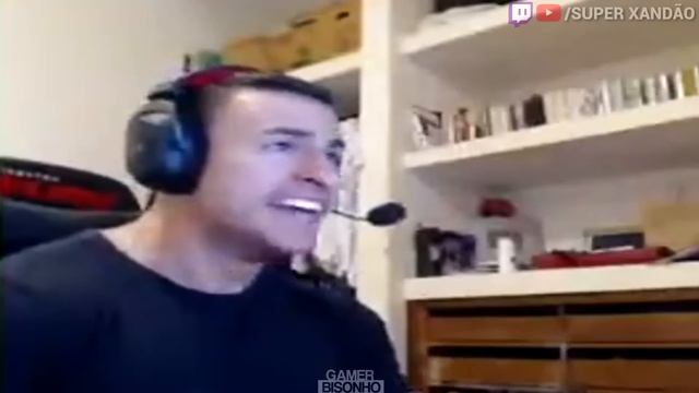 SUPER XANDÃO REAGINDO e RINDO MUITO com os MEMES e MENSAGENS DO CHAT #15 смотреть онлайн