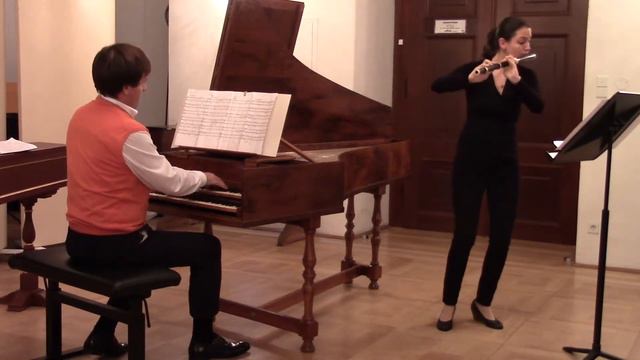 Jacques Martin Hotteterre (1674 - 1763) / Premiere Suite in D - dur смотреть онлайн