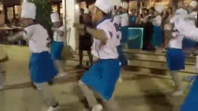Повара зажигают на белом пляже о.Борокай Филиппины смотреть онлайн