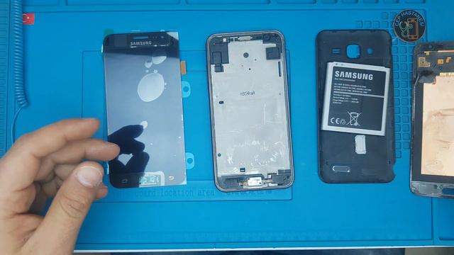 Samsung J5 Ekran Değişimi | Siyah Renk смотреть онлайн