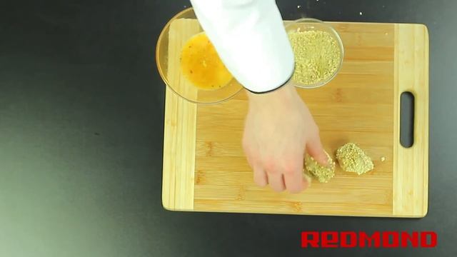 Мультиварка REDMOND RMC M4502 Куриное филе смотреть онлайн