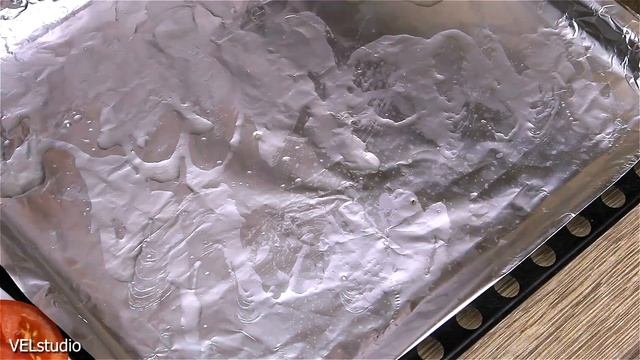 Такой вкусной курицы с соусом вы еще не ели/Картофель с тонкой хрустящей корочкой и нежной мякотью/ смотреть онлайн
