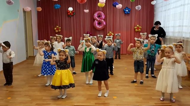 Утренник 8 марта. 2 младшая группа. смотреть онлайн
