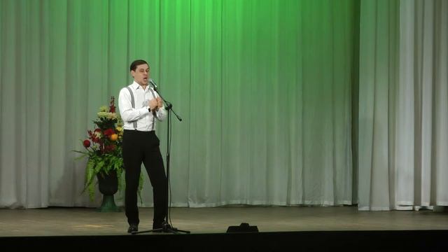 Алексей Дмитренко "Песня о пчеле из фильма "Зимний вечер в Гаграх" смотреть онлайн