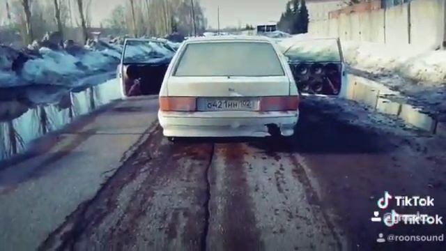 ГРОМКАЯ ТРИНАХА,АВТОЗВУК УФА смотреть онлайн