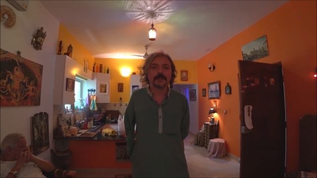 82. Жизнь русских в Индии. Владимир Есенин ч. 2. Едем к нему в коттедж. Путтапарти. смотреть онлайн