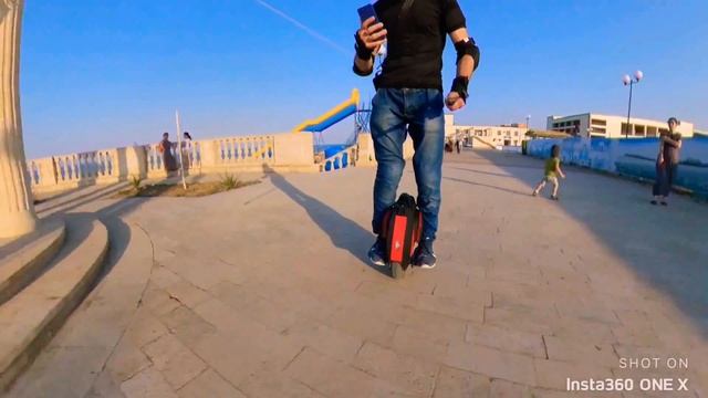 KS16S на пляже (KingSong KS16S on the beach) смотреть онлайн