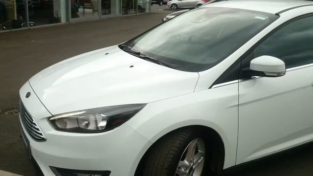 Used Ford Focus 1.0 125 Titanium 5dr Frozen White 2016 смотреть онлайн