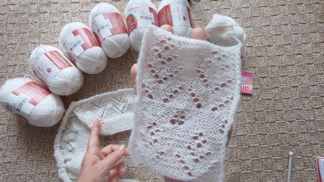 Новый процесс. Ажурная кофта на пуговицах. // Обзор пряжи. Начало процесса.// смотреть онлайн