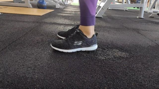 Кроссовки skechers смотреть онлайн