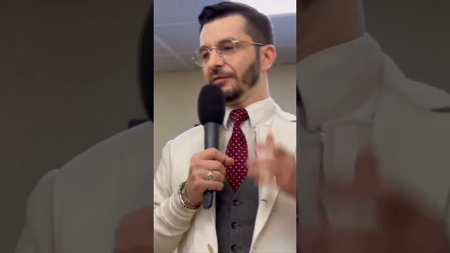 В чём идея Центра интеллектуальных практик «Суть вещей»? смотреть онлайн