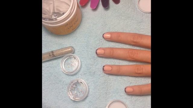 Как укрепить стразы на ногтях? смотреть онлайн