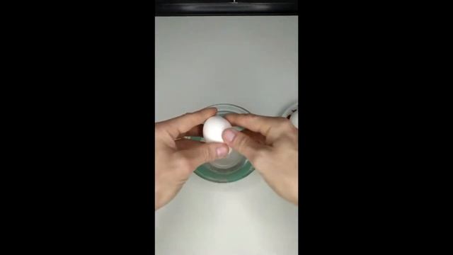 Как ЛЕГКО очистить яйца? Сколько ВАРИТЬ куриные ЯЙЦА? ВСЕ СЕКРЕТЫ//ЛАЙФХАК! смотреть онлайн