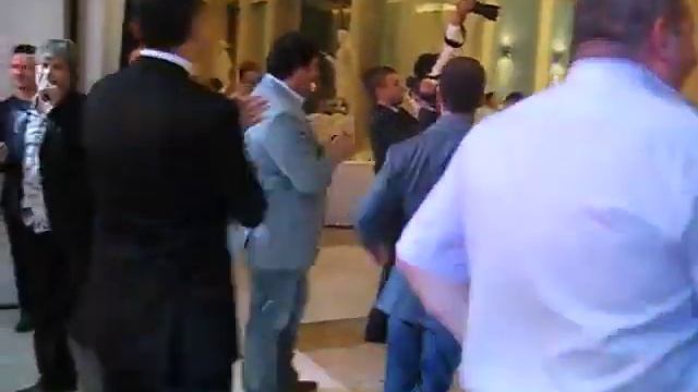 Танец Медведева и Гарика Мартиросяна 480 смотреть онлайн