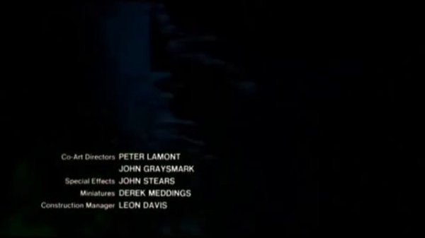 Alice Cooper - Man With The Golden Gun