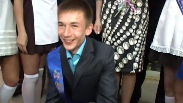 г Гусев Последний звонок 11Б школа №1клип 2012 смотреть онлайн