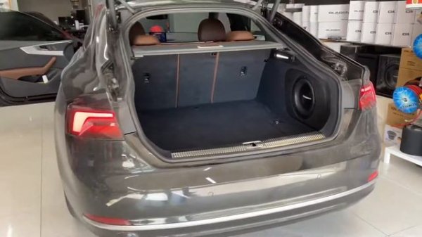 AUDI A5 & GLADEN RS-X 10 SLIM & CUSTOM SUBWOOFER BOX